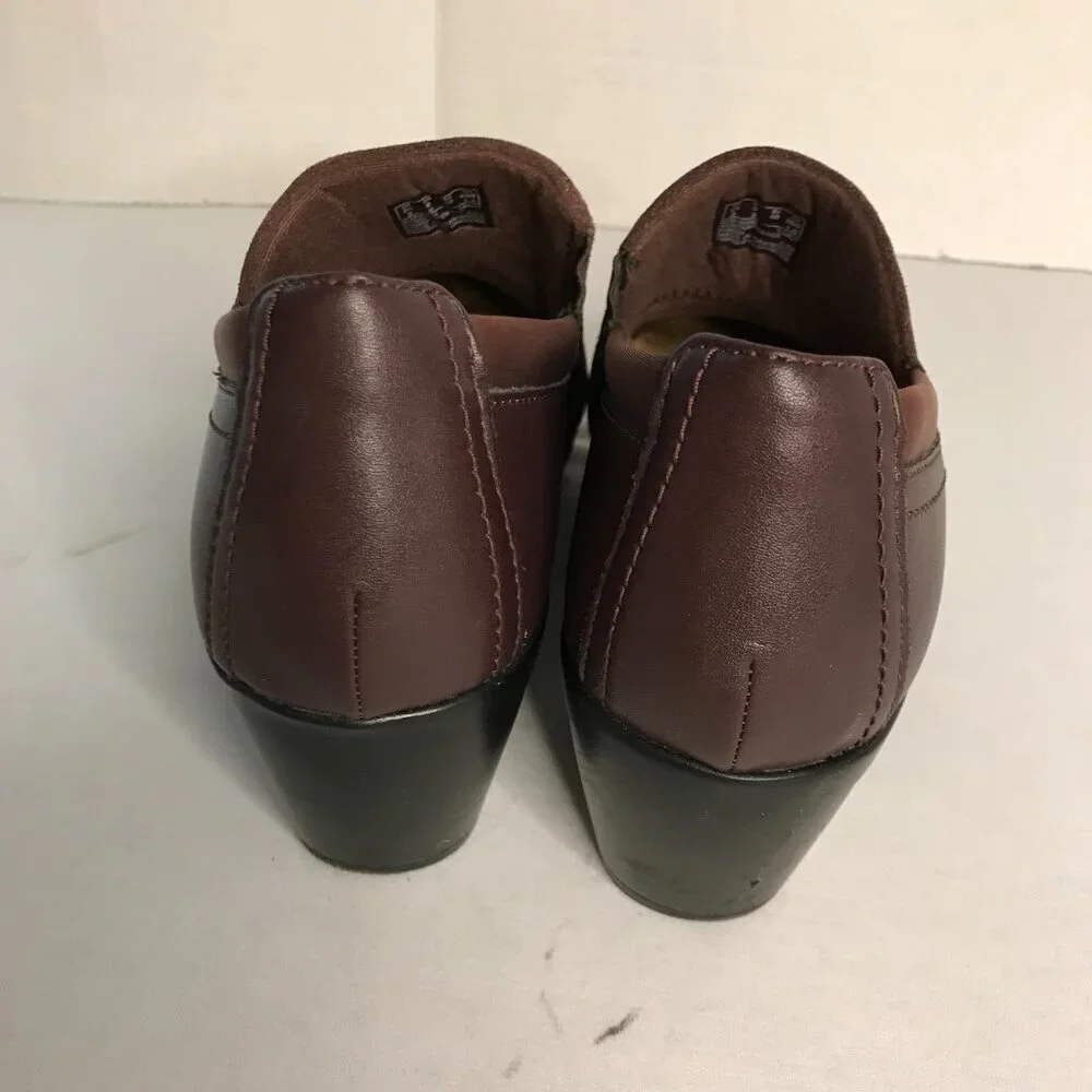 CLARKS EMILY STEP WOMENS LOAFER SIZE 9 NEW